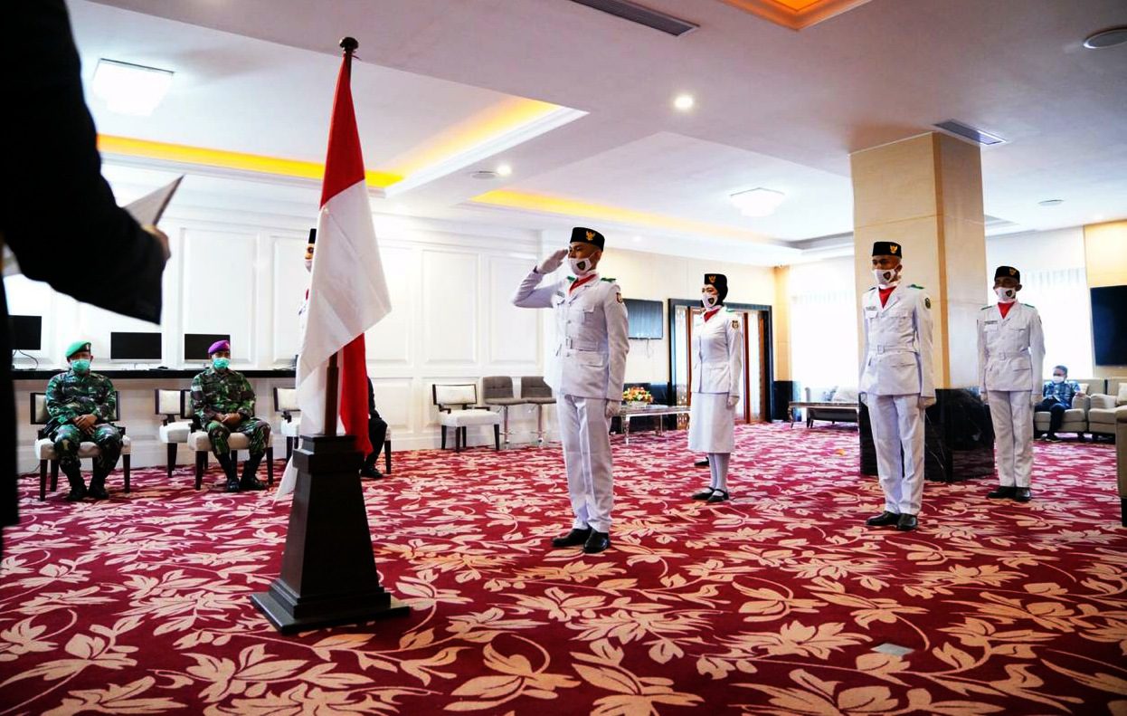 Kukuhkan Paskibraka Sulsel, Ini Pesan Andi Sudirman Sulaiman 2 Kukuhkan Paskibraka Sulsel, Ini Pesan Andi Sudirman Sulaiman