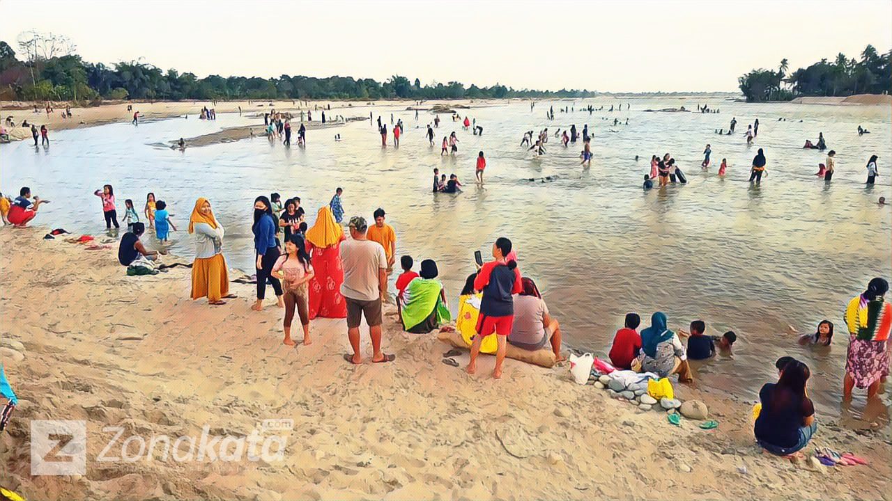 Pasca Bencana, Sungai Rongkong Menjadi Jadi Objek Wisata Favorit Warga