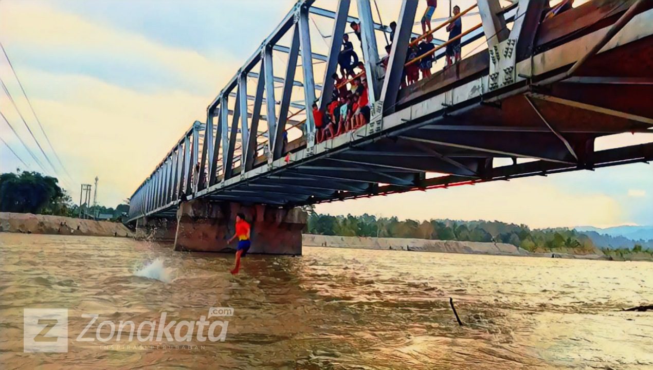 Pasca Bencana, Sungai Rongkong Menjadi Jadi Objek Wisata Favorit Warga