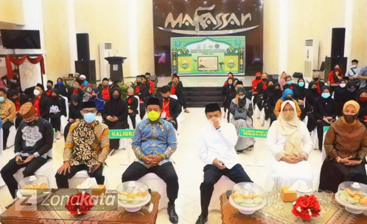 Bersama Kafilah Kota Makassar, Wagub Sulsel Ikuti Pembukaan MTQ XXXI Secara Virtual