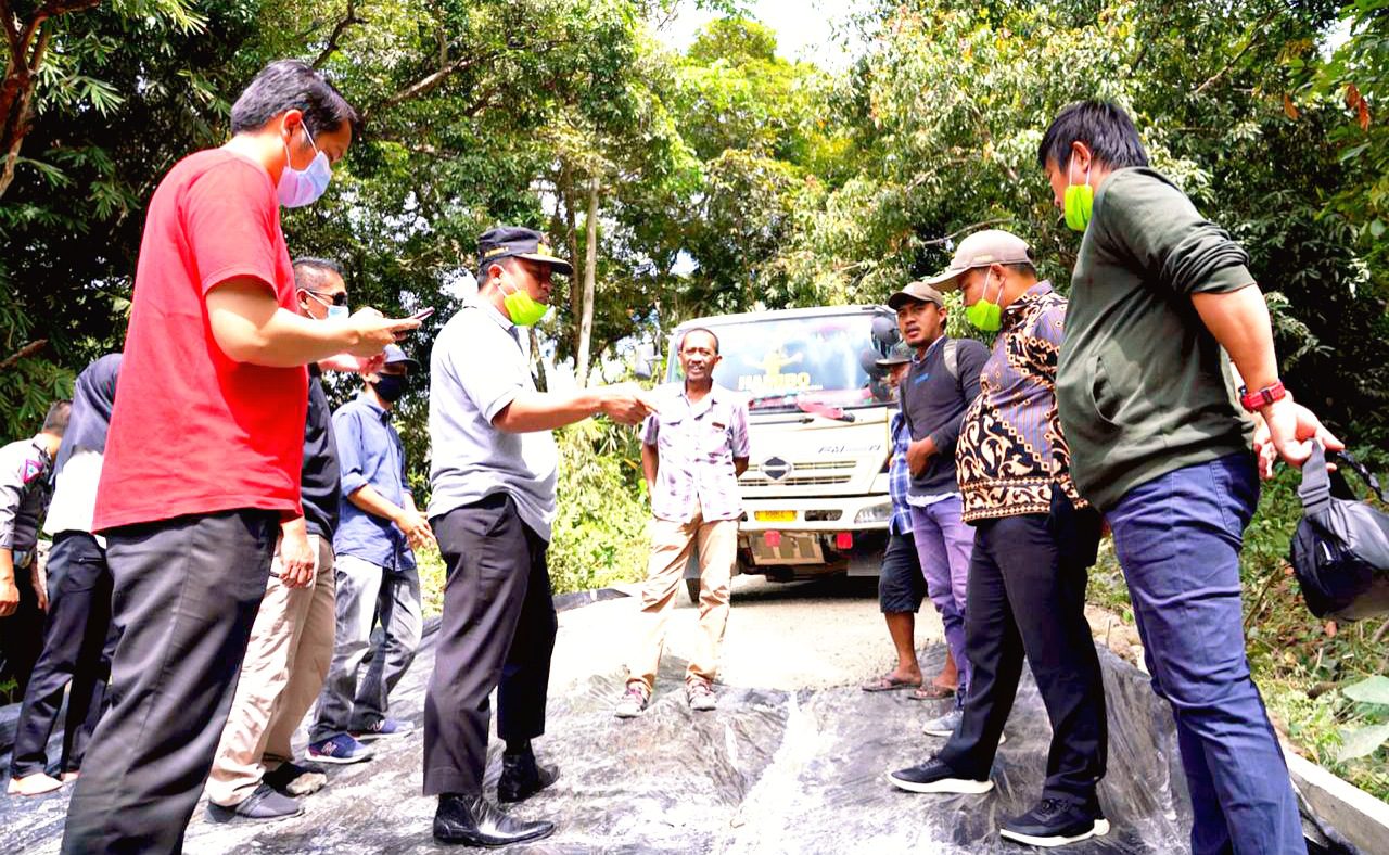 Wagub Sulsel Tinjau Peningkatan Ruas Jalan Malauwe-Surakan