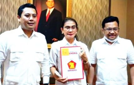 Siapkan 500 Saksi, Partai Gerindra Siap Menangkan Theo-Zadrak 1 Siapkan 500 Saksi, Partai Gerindra Siap Menangkan Theo-Zadrak
