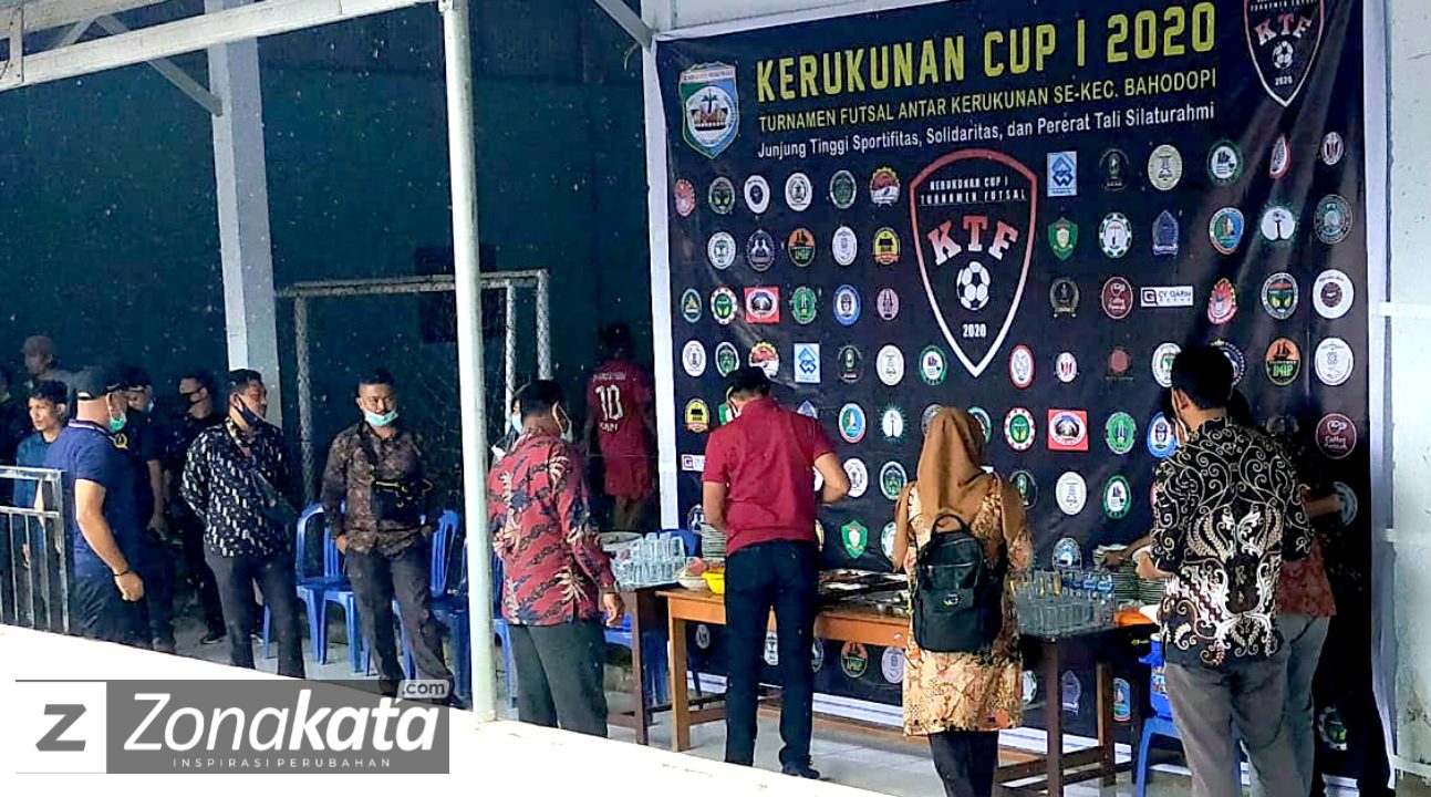 Bupati Morowali Hadiri Pembukaan Futsal Kerukunan Cup I 2 Bupati Morowali Hadiri Pembukaan Futsal Kerukunan Cup I