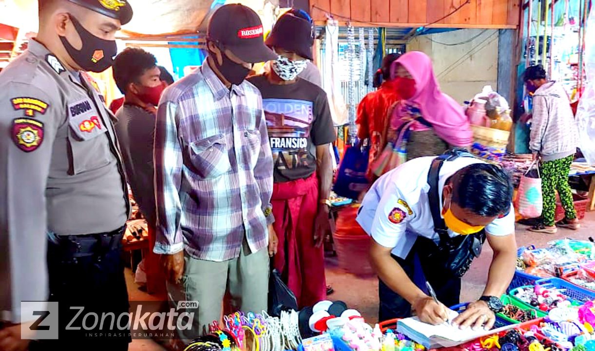 Tidak Gunakan Masker, Puluhan Warga Kena Sanksi 2 Tidak Gunakan Masker, Puluhan Warga Kena Sanksi