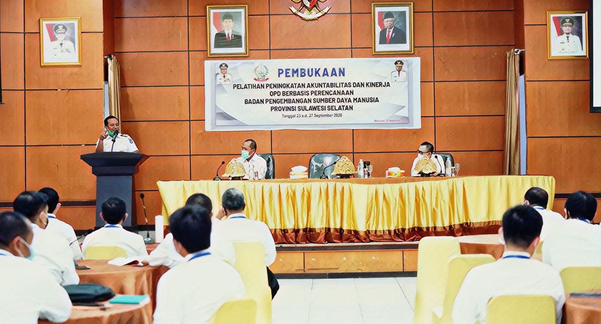Wagub Sulsel Buka Pelatihan Peningkatan Akuntabilitas dan Kinerja OPD