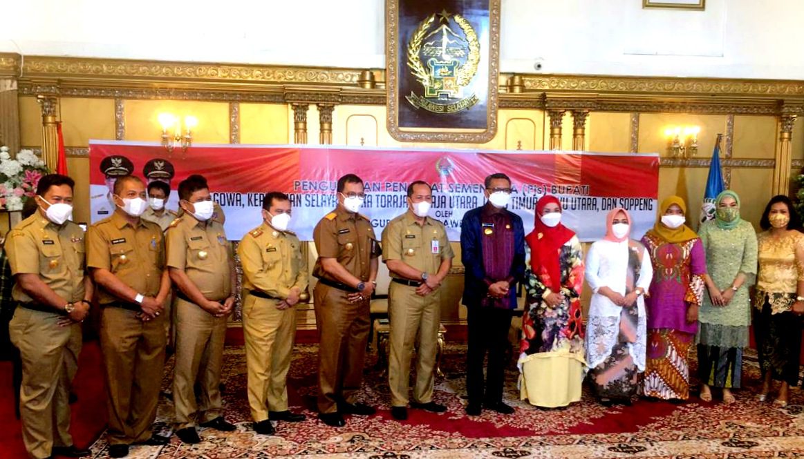 7 Pjs Bupati Dikukuhkan, Amson di Toraja Utara, Asri Sahrun di Tana Toraja