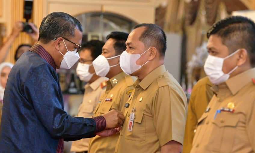 Gubernur Ingatkan 7 Pjs Bupati Untuk Jaga Netralitas ASN