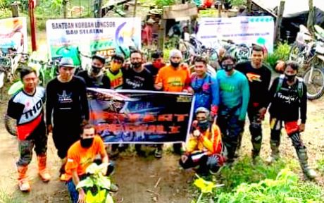 MoXart dan Mtrac Berikan Bantuan Kepada Korban Bencana di Bau Selatan