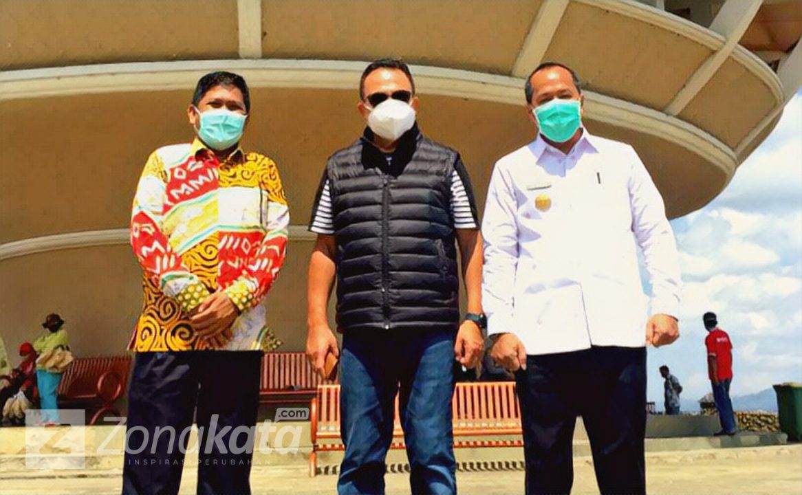 Komisaris Utama PT Telkom Kunker ke Toraja, Ini Tujuannya 2 Komisaris Utama PT Telkom Kunker ke Toraja, Ini Tujuannya