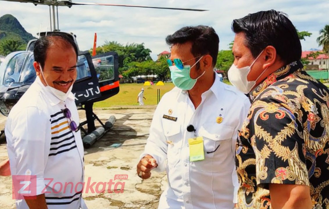 Buktikan Dukungan ke Rinto-Yonathan, SYL Sambangi Toraja Utara 3 Buktikan Dukungan ke Rinto-Yonathan, SYL Sambangi Toraja Utara