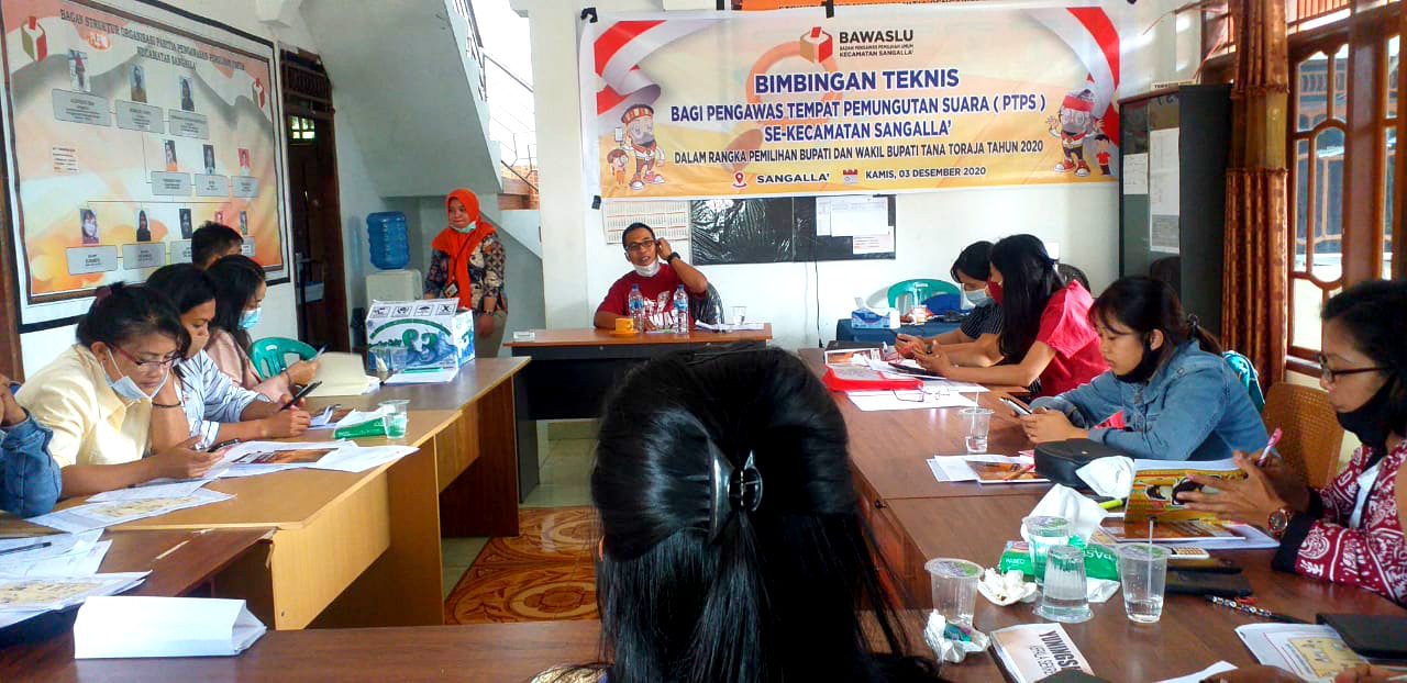 PKD dan Pengawas TPS di Sangalla Ikuti Simulasi Aplikasi SIWASLU 2020 2 PKD dan Pengawas TPS di Sangalla Ikuti Simulasi Aplikasi SIWASLU 2020