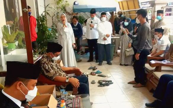 Sampaikan Duka Cita, Wagub Sulsel Melayat di Rumah Duka Wakil Ketua MUI Sulsel