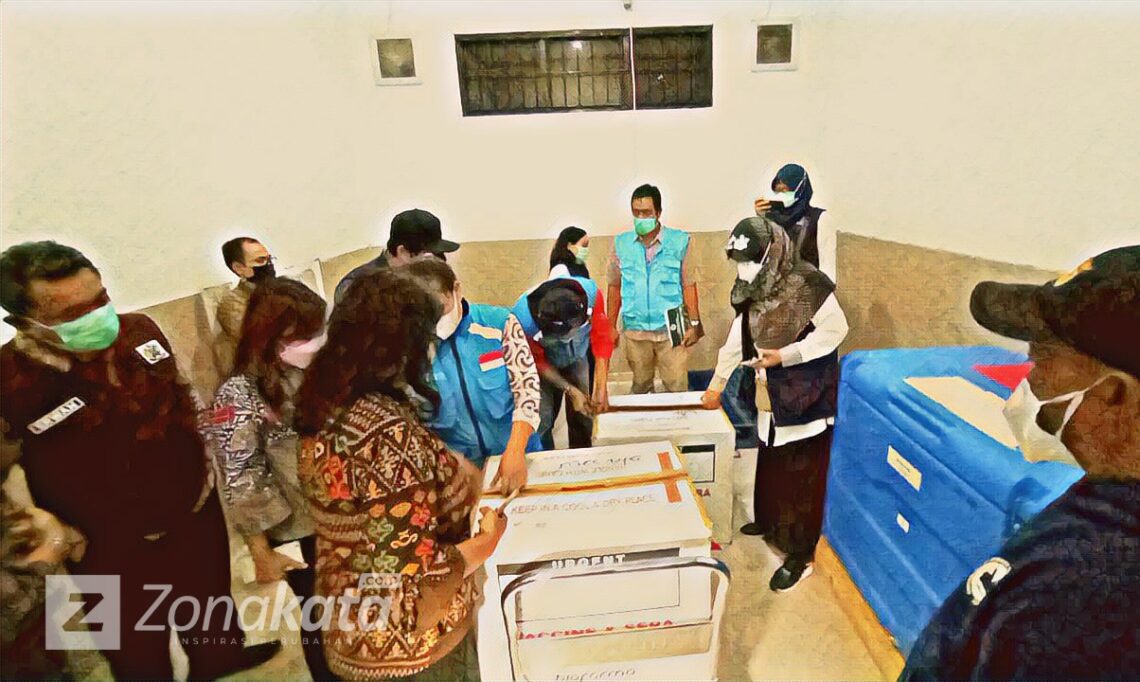 Dengan Pengawalan Ketat, Vaksin Covid-19 Jenis Sinovac Tiba di Tana Toraja