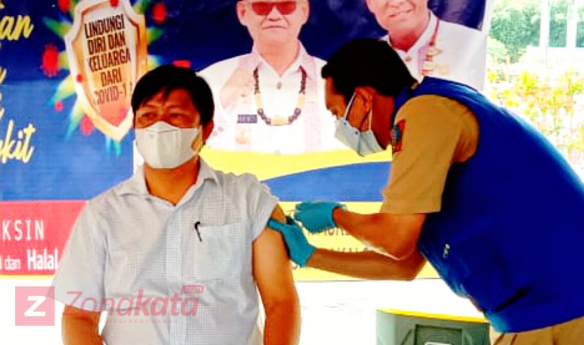 Wakil Ketua DPRD Tana Toraja: Jangan Takut di Vaksin