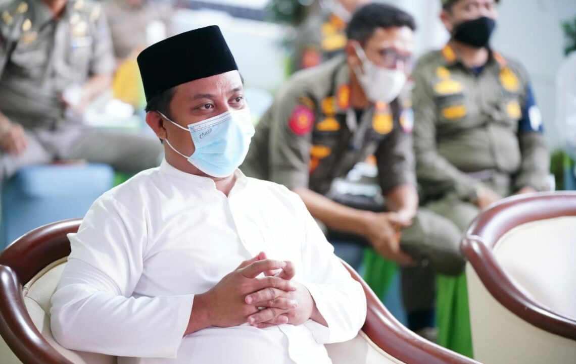 Kajian Umum Kiat Kiat Bahagia, Wagub Sulsel: Memperkuat Iman Sebagai Stimulan Imun Kita 2 Kajian Umum Kiat Kiat Bahagia, Wagub Sulsel: Memperkuat Iman Sebagai Stimulan Imun Kita
