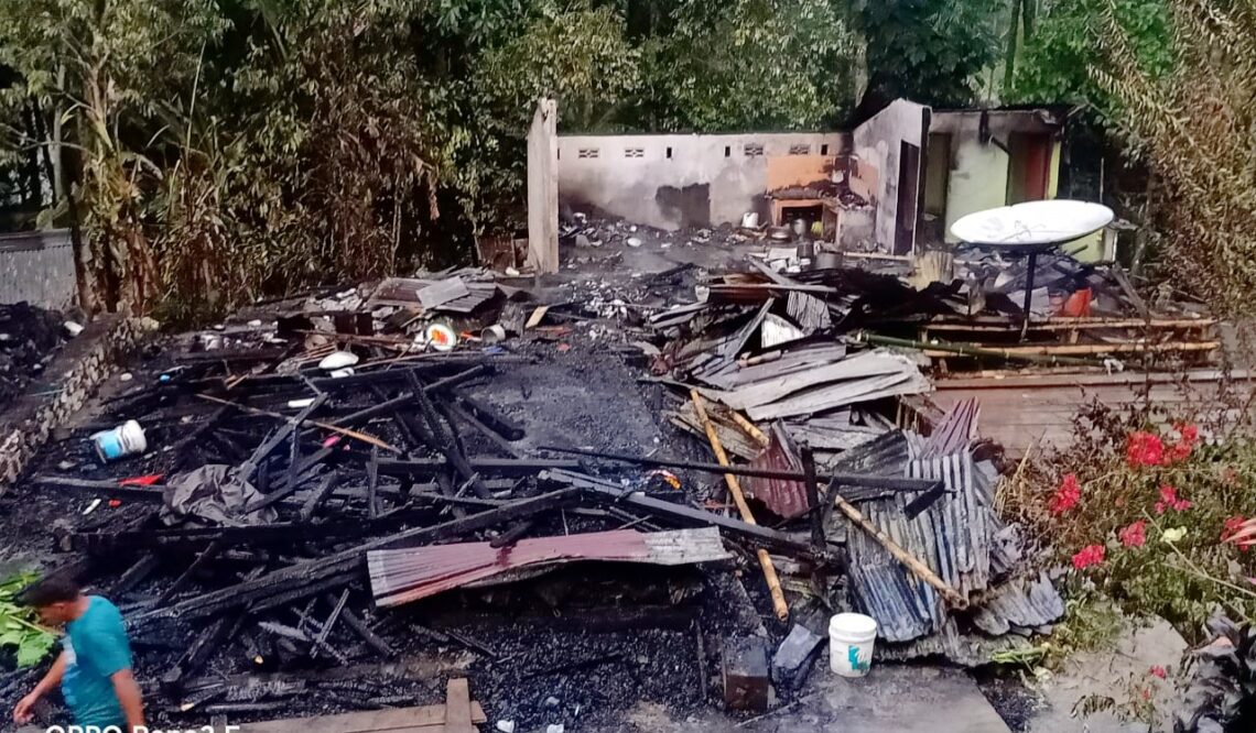 Satu Rumah Ludes di Angin-Angin Kesu’ di Lahap Si Jago Merah
