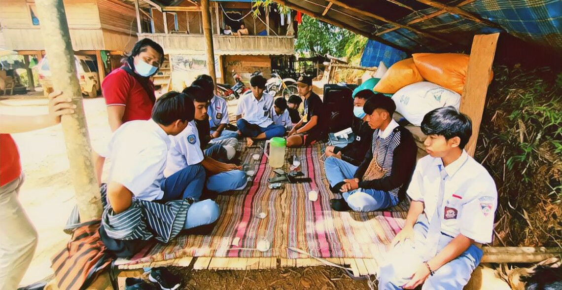 Nongkrong Tak Terapkan Prokes, Puluhan Siswa di Hukum Push Up