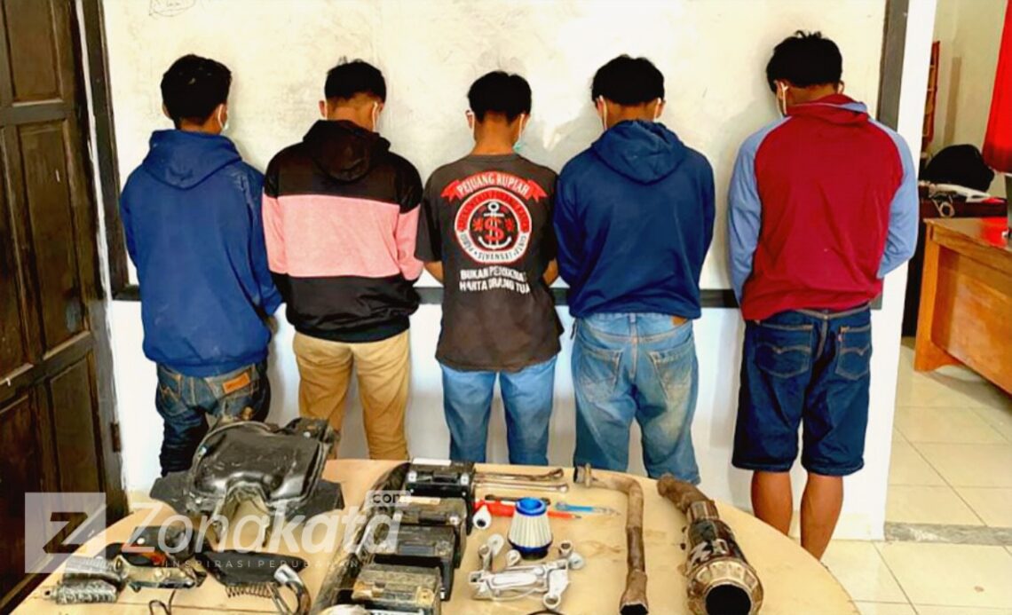 Tak Butuh Waktu Lama, Pelaku Pencurian Sparepart Motor di Pango-Pango di Bekuk Polisi 2 Tak Butuh Waktu Lama, Pelaku Pencurian Sparepart Motor di Pango-Pango di Bekuk Polisi