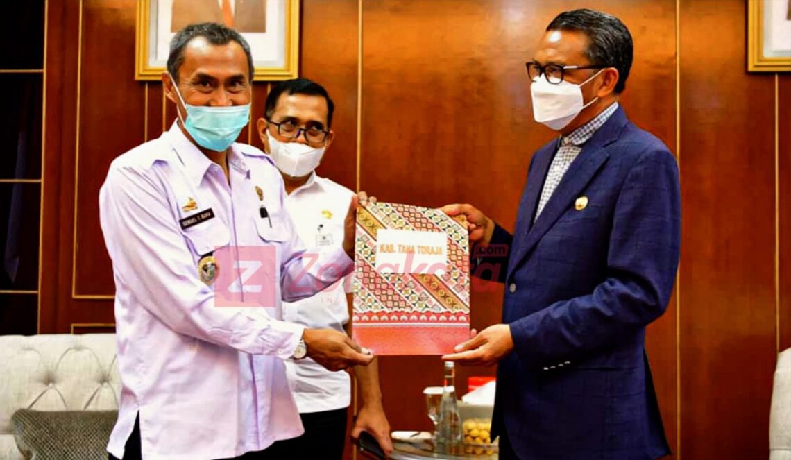 Pelantikan Diundur, Sekda Semuel Tande Bura Jabat PLH Bupati Tana Toraja