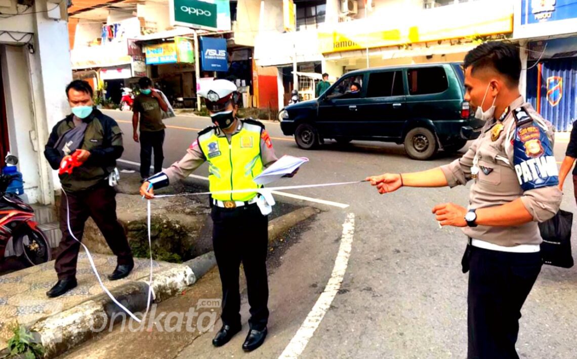 Ditabrak Truk Saat Menyeberang, Seorang IRT Meninggal Dunia Setelah Sempat di Rawat di RS