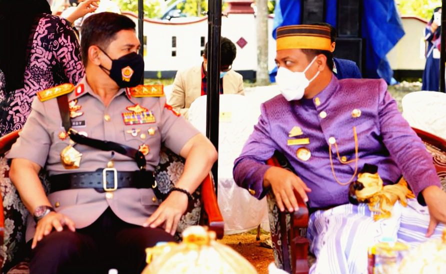Apresiasi Kapolda Sulsel, Plt Gubernur: Tilang Elektronik Sebagai Inisiasi Menuju Digitalisasi 1 Apresiasi Kapolda Sulsel, Plt Gubernur: Tilang Elektronik Sebagai Inisiasi Menuju Digitalisasi