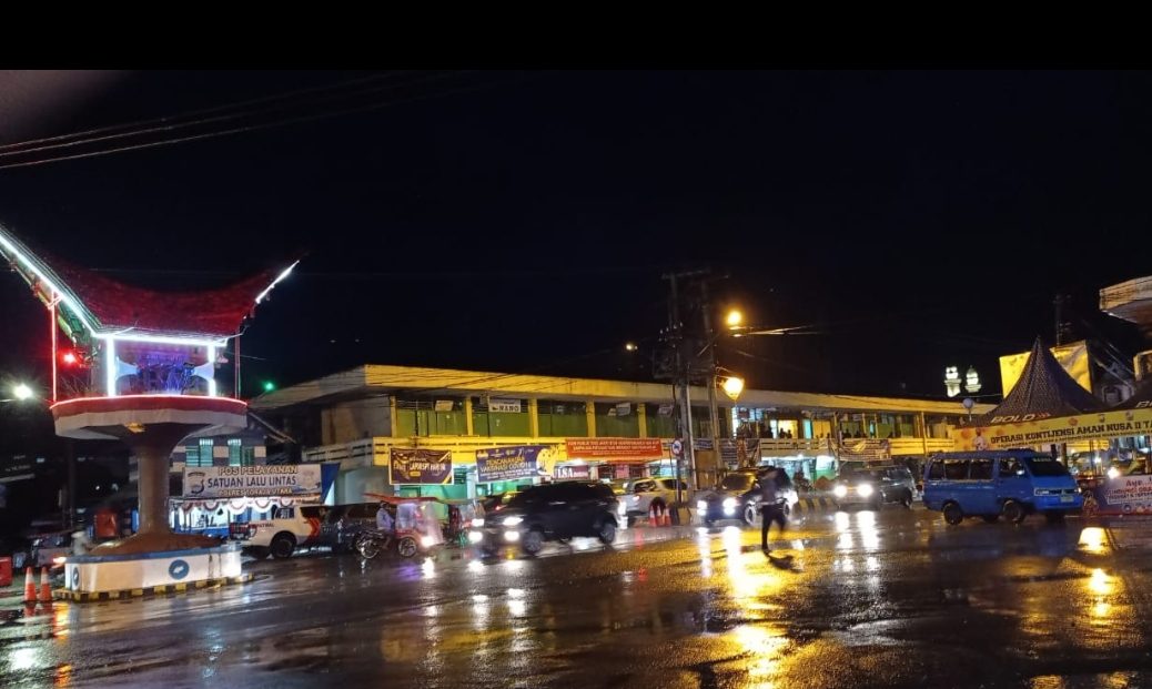 Ratusan Personil Gabungan Dilibatkan Dalam Pembongkaran Pertokoan Rantepao