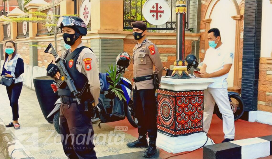 Ibadah Kamis Putih, Puluhan TNI POLRI di Tana Toraja Perketat Pengamanan