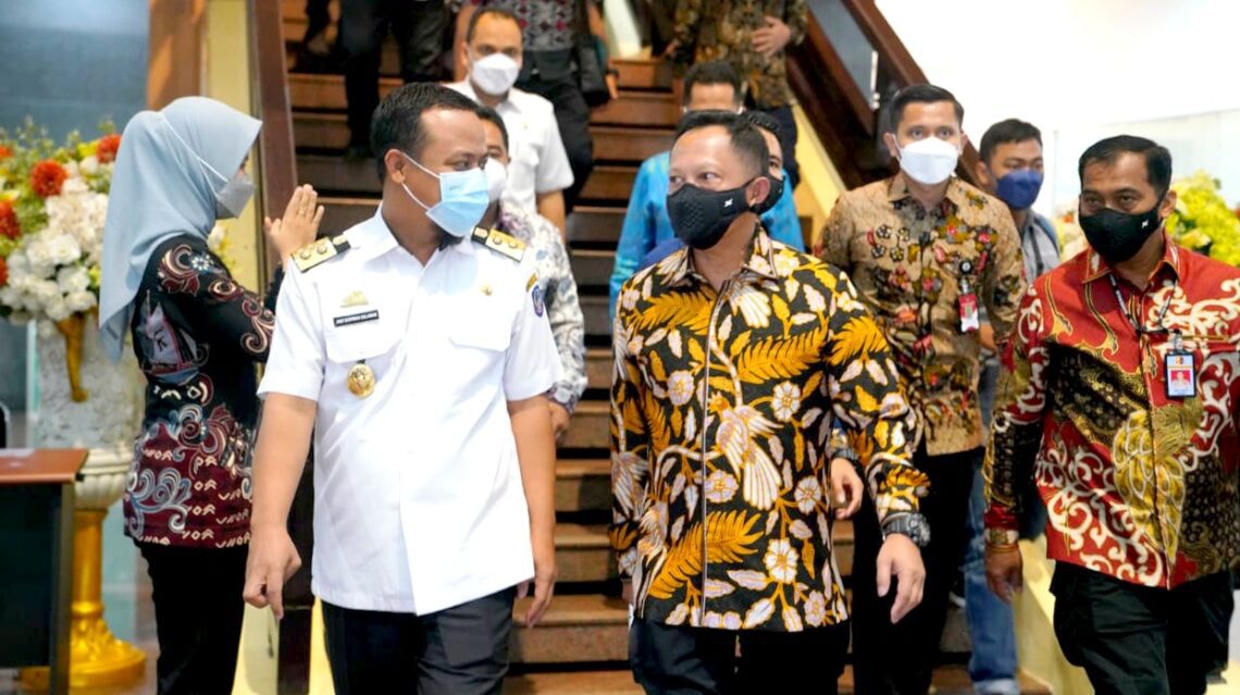 Mendagri Tito Karnavian Sambangi Sulsel, Ini Tujuannya 3 Mendagri Tito Karnavian Sambangi Sulsel, Ini Tujuannya