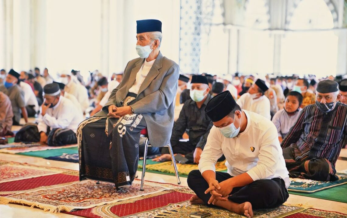Duka Mendalam Meninggalnya AGH Sanusi Baco, Plt Gubernur: Beliau Sosok Teladan