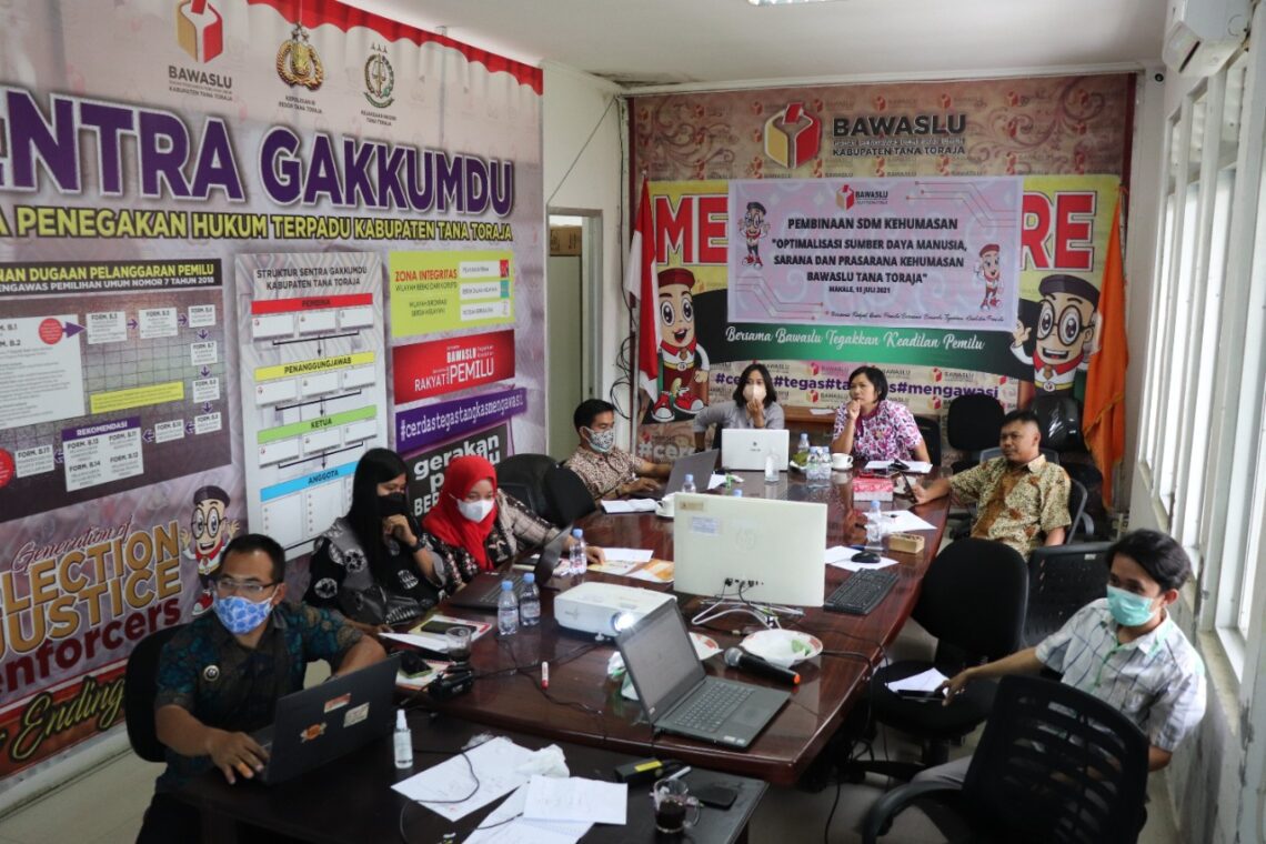 Optimalkan Kehumasan, Bawaslu Tana Toraja Benahi Website