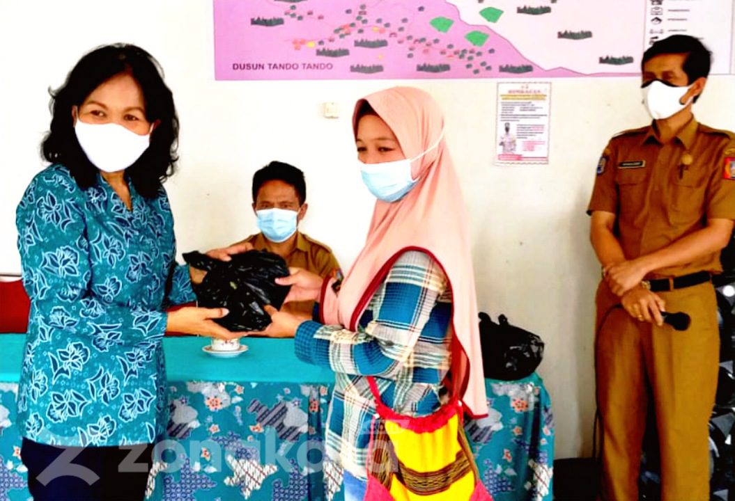 Intervensi Pencegahan dan Penurunan Stunting, Dinas Pertanian Berikan Bantuan Benih Sayur