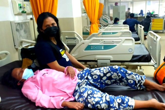 Berhari-hari Terbaring Lemah, Tim Andalan Peduli Bantu Bocah Penderita DBD Dirawat di Rumah Sakit
