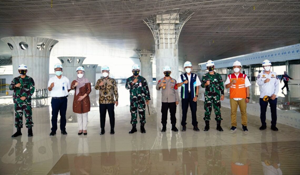 Tinjau Pembangunan Perluasan Bandara, Plt Gubernur Harap Ada Kuliner Lokal