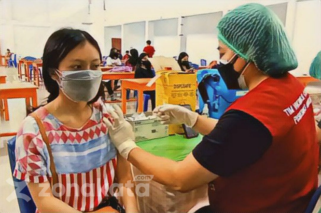 Pelajar di Tana Toraja Mulai Jalani Vaksinasi