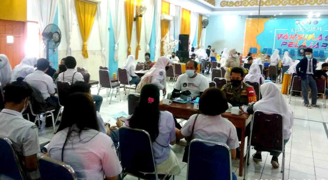 Sulsel Kebut Vaksinasi, Sehari 1.378 Pelajar Jalani Vaksinasi 1 Sulsel Kebut Vaksinasi, Sehari 1.378 Pelajar Jalani Vaksinasi