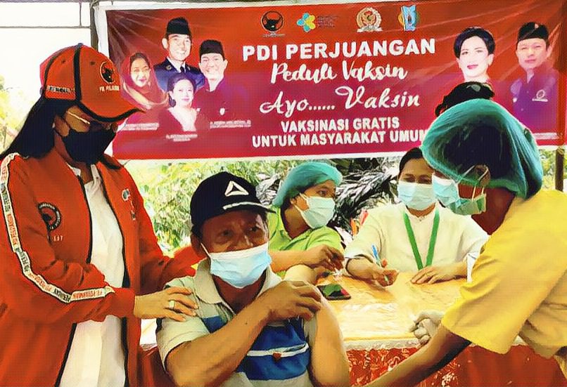 Peduli Vaksin, PDIP Tana Toraja Gelar Vaksinasi Massal 1 Peduli Vaksin, PDIP Tana Toraja Gelar Vaksinasi Massal