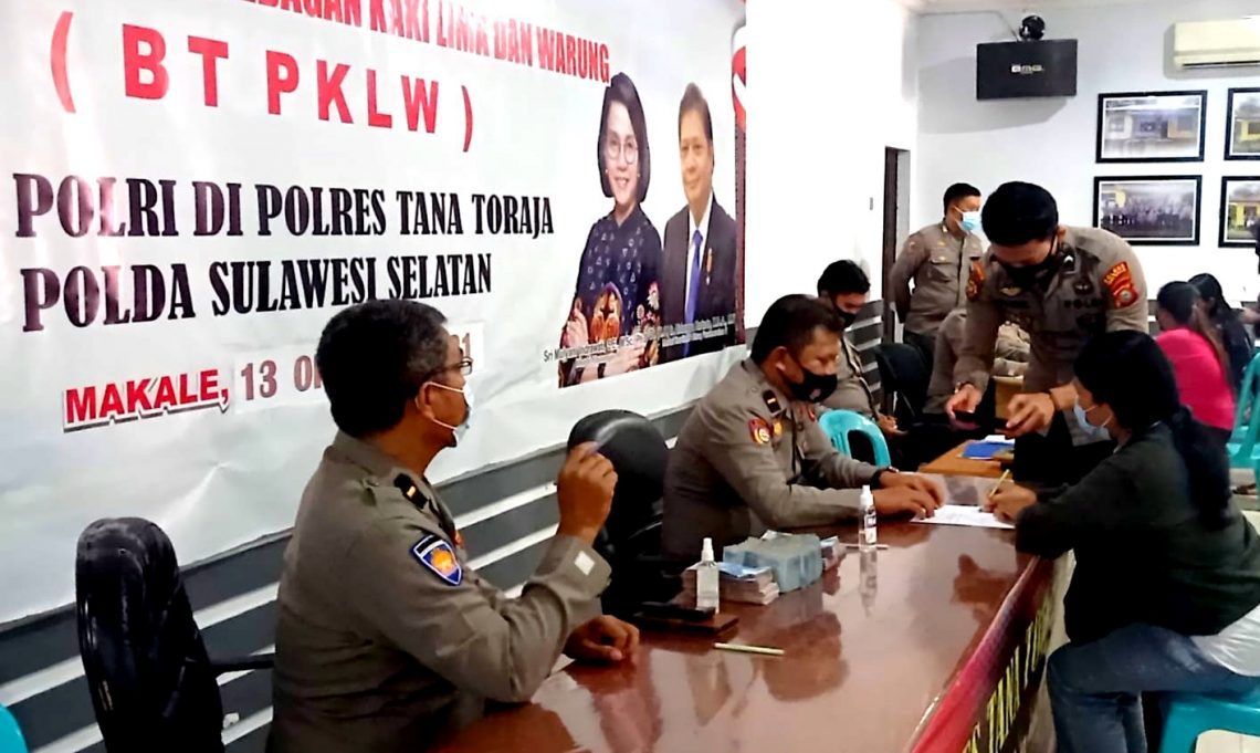 Hari Ini, 287 Pelaku Usaha Mendapat Bantuan BTPKLW