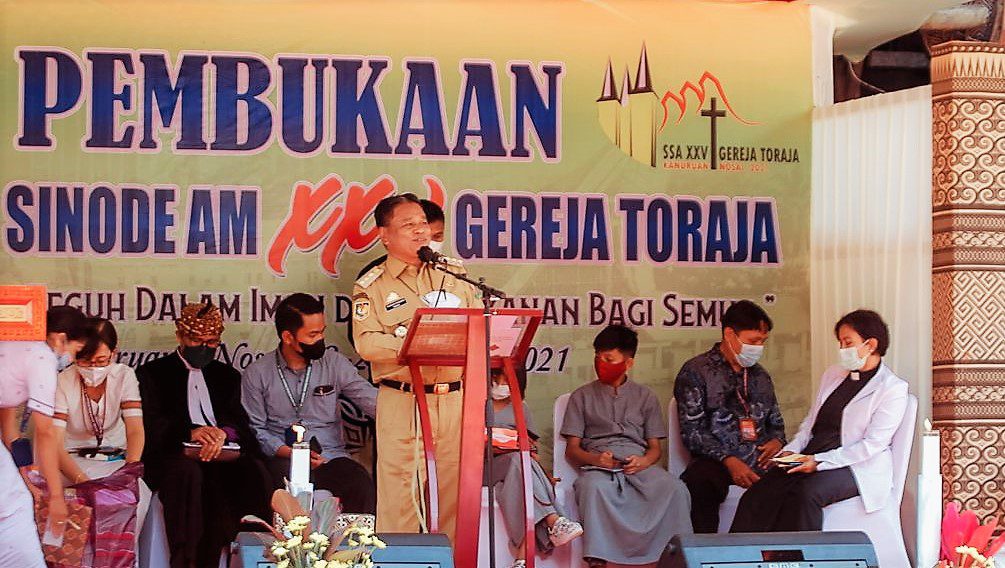 Pemkab Toraja Utara Sumbang Rp 1 M di SSA XXV Gereja Toraja, Ombas Minta Pekan Raya 2024 Tidak Digelar