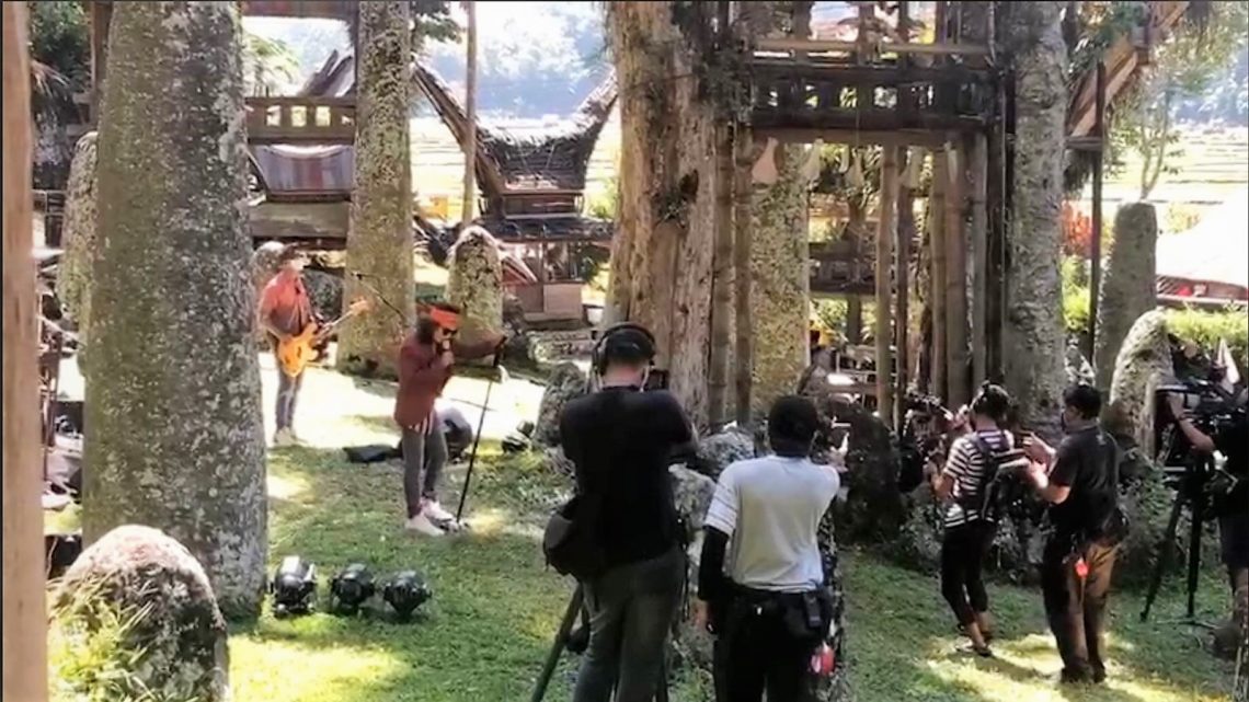 Grup Band Slank Datang dan Buat Video Klip di Toraja