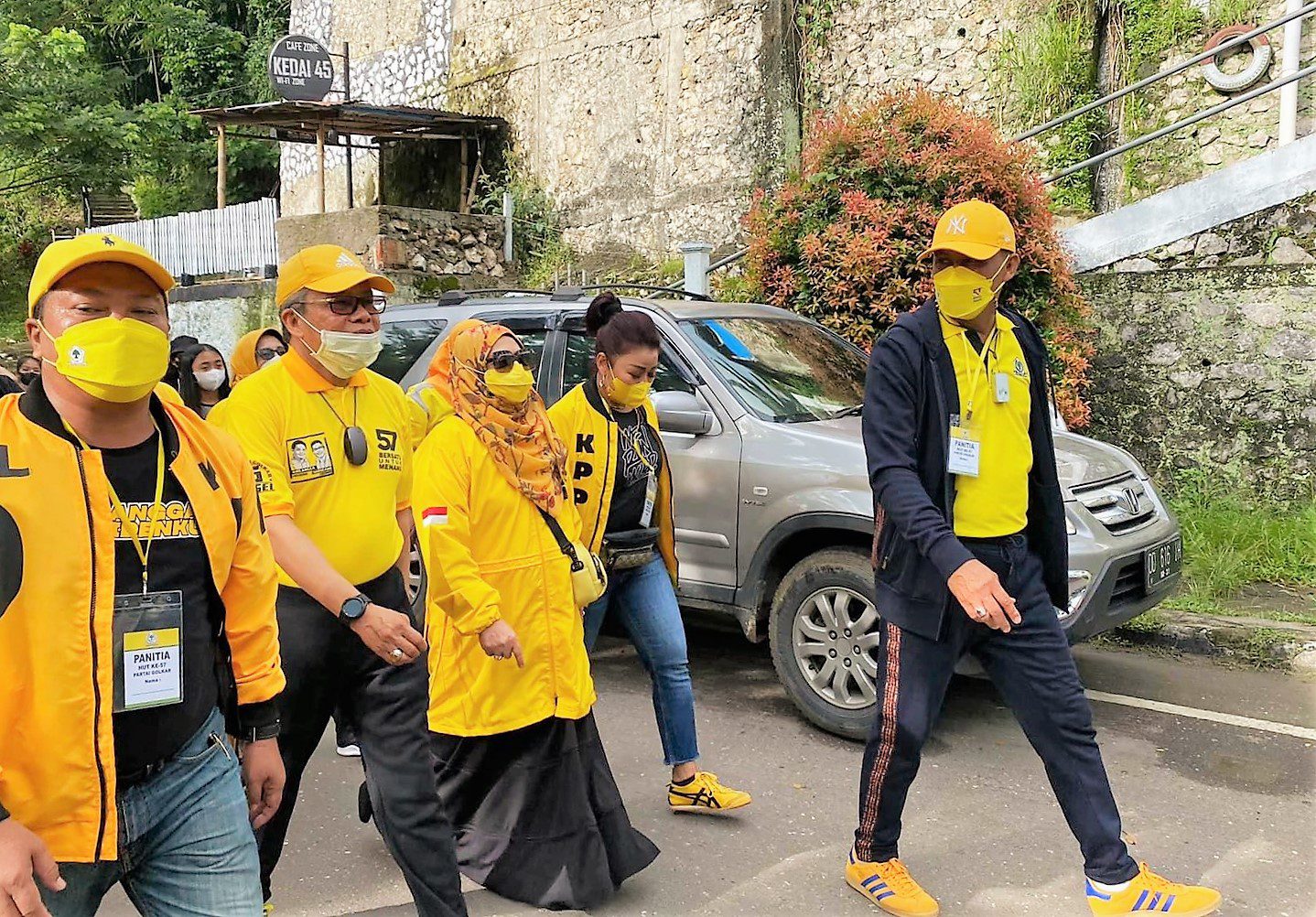 Taufan Pawe Ikut Gerak Jalan Santai Bersama Warga Toraja 3 Taufan Pawe Ikut Gerak Jalan Santai Bersama Warga Toraja