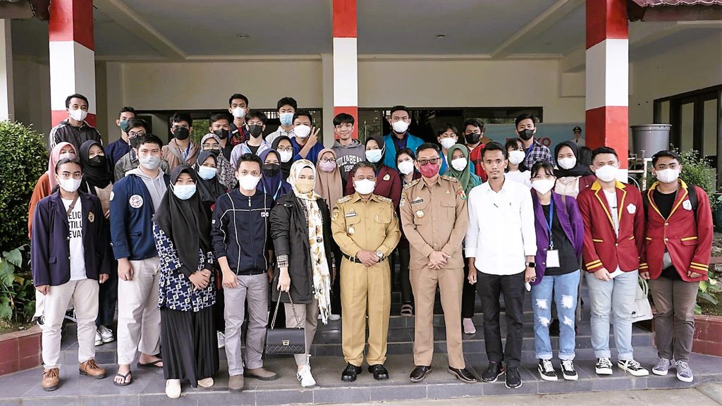 28-Universitas-belajar-kerukunan-Beragama-diToraja-Utara