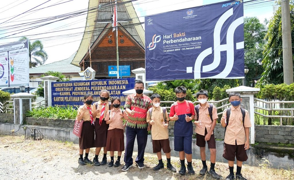 KPPN Makale mendapat penugasan untuk menyalurkan dana BOS di wilayah Kabupaten Tana Toraja dan Kabupaten Toraja Utara