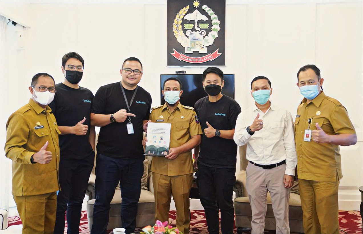 Tertarik Hadirkan Hotel Kapsul di Sulsel, CEO Bobobox Temui Plt Gubernur 2 Tertarik Hadirkan Hotel Kapsul di Sulsel, CEO Bobobox Temui Plt Gubernur
