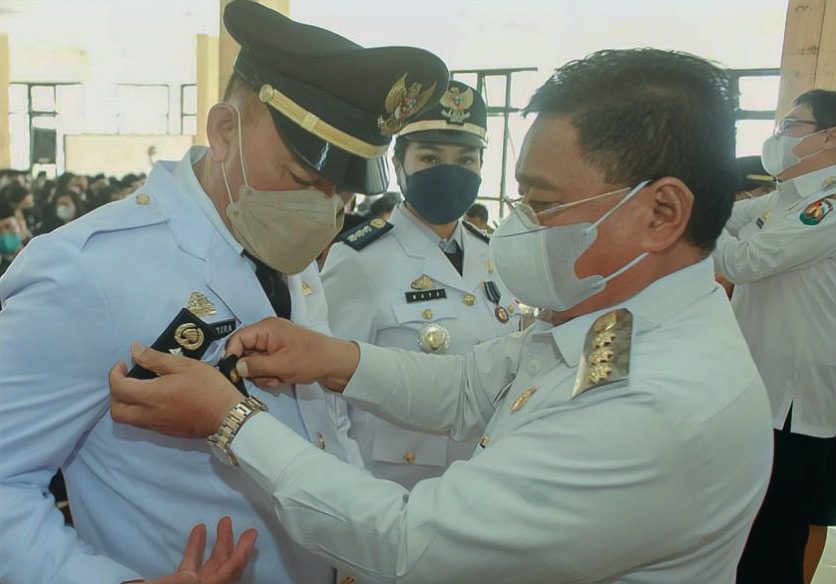 Mutasi Pejabat Eselon, Bupati Ombas Janji Lelang Jabatan dan Pelantikan Lagi