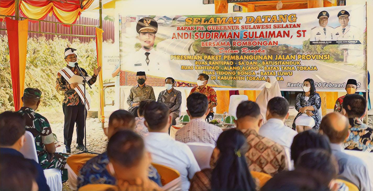 Andi Sudirman Resmikan 3 Ruas Jalan di Toraja, Warga: Kami Sangat Puas dan Bangga 2 Andi Sudirman Resmikan 3 Ruas Jalan di Toraja, Warga: Kami Sangat Puas dan Bangga