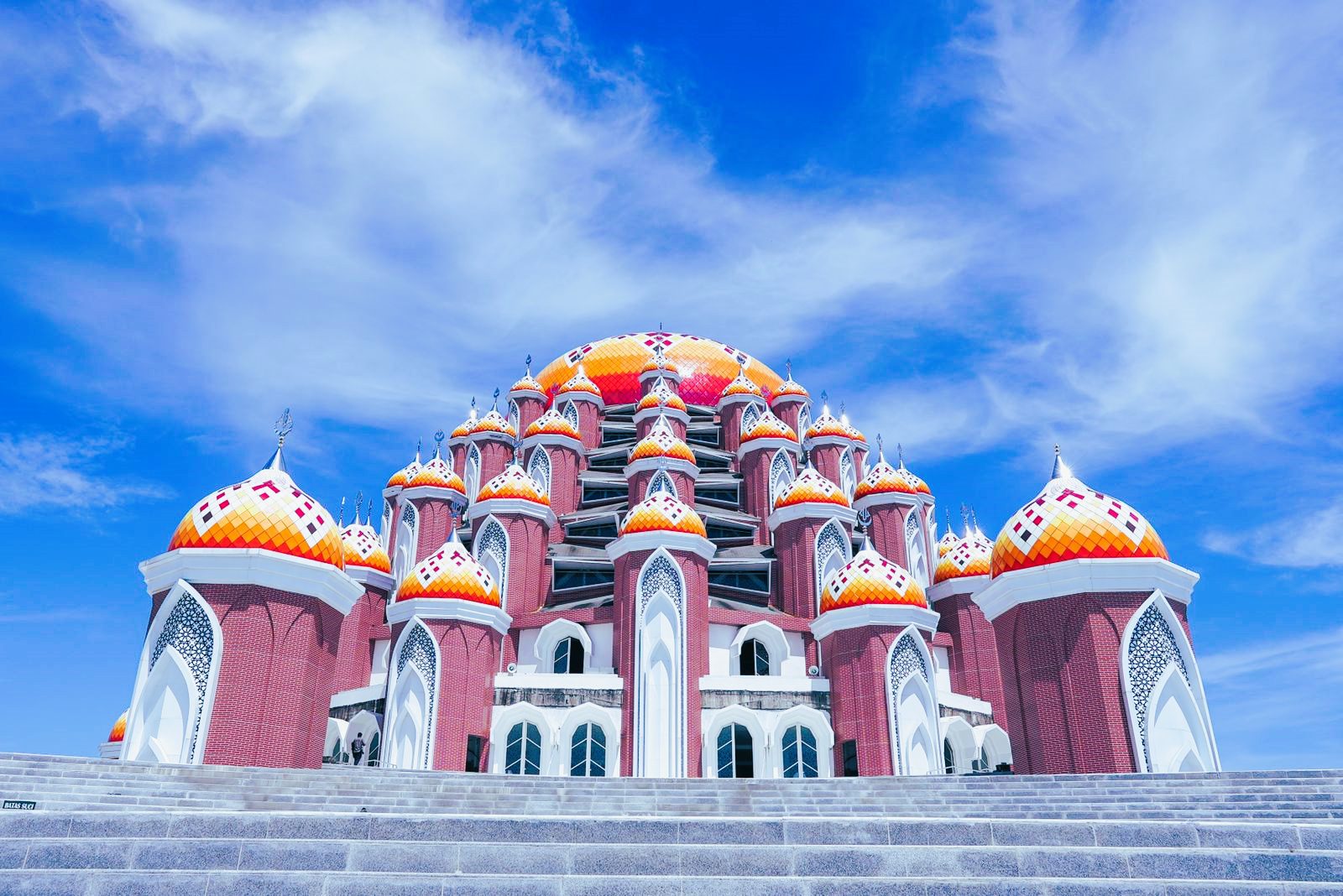 foto Masjid Kubah 99 Asmaul Husna