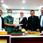 Serahkan LKPJ 2021, Gubernur Andi Sudirman Sebut PAD Meningkat 14,89 Persen Dibanding 2020