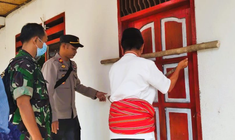 Protes Dicopot dari Jabatannya, Kepala Dusun Segel Kantor Lurah Bokin