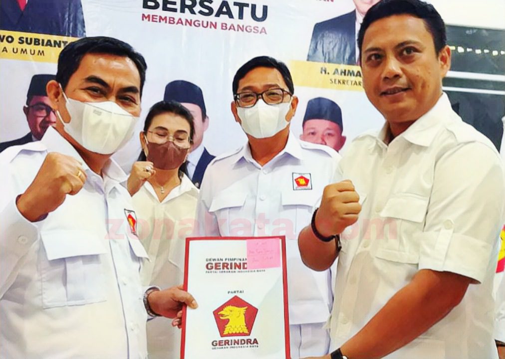 Terima SK, Zadrak Tombeg Resmi Nakhodai Gerindra Tana Toraja