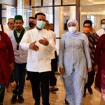 Bertemu di Acara Nikahan, Gubernur Andi Sudirman dan Gubernur Khofifah Jadi Rebutan Swafoto